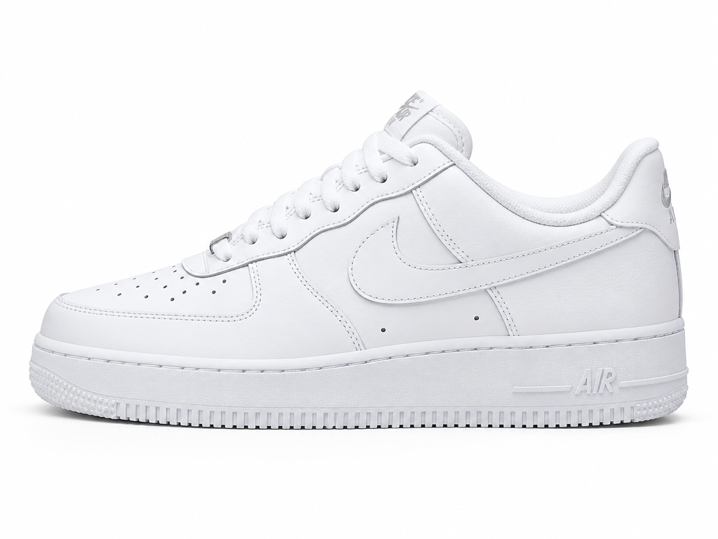 NIKE Air Force 1 '07 Triple White